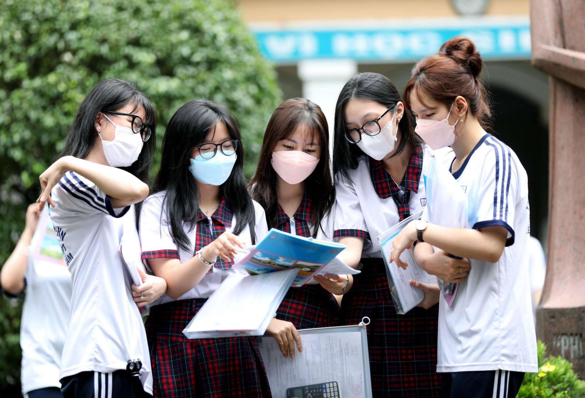 Không có bằng đại học có "bị lép vế" khi thi tiếp viên hàng không