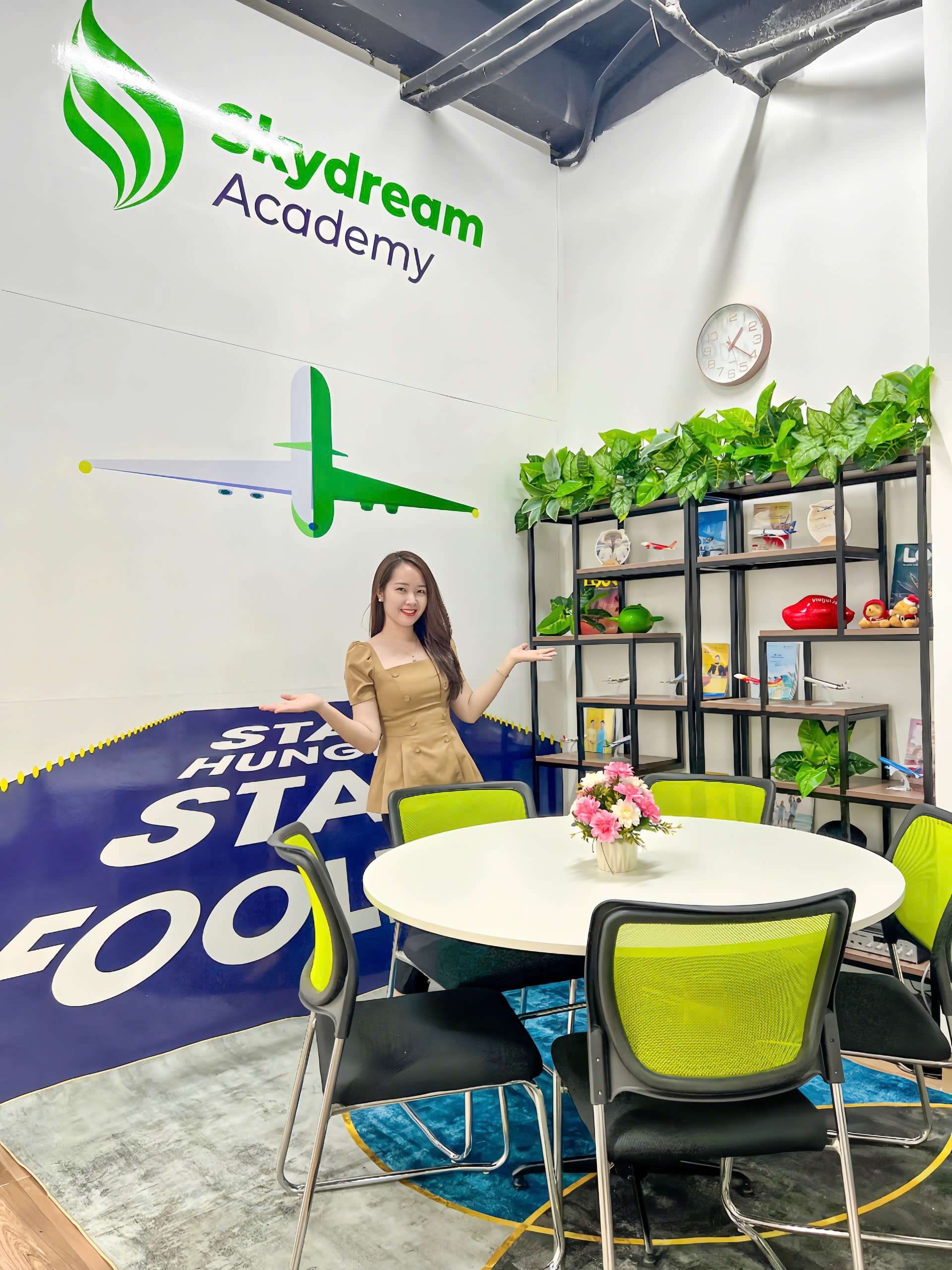 Ms Emily- CEO Học viện kỹ năng Hàng Không Skydream